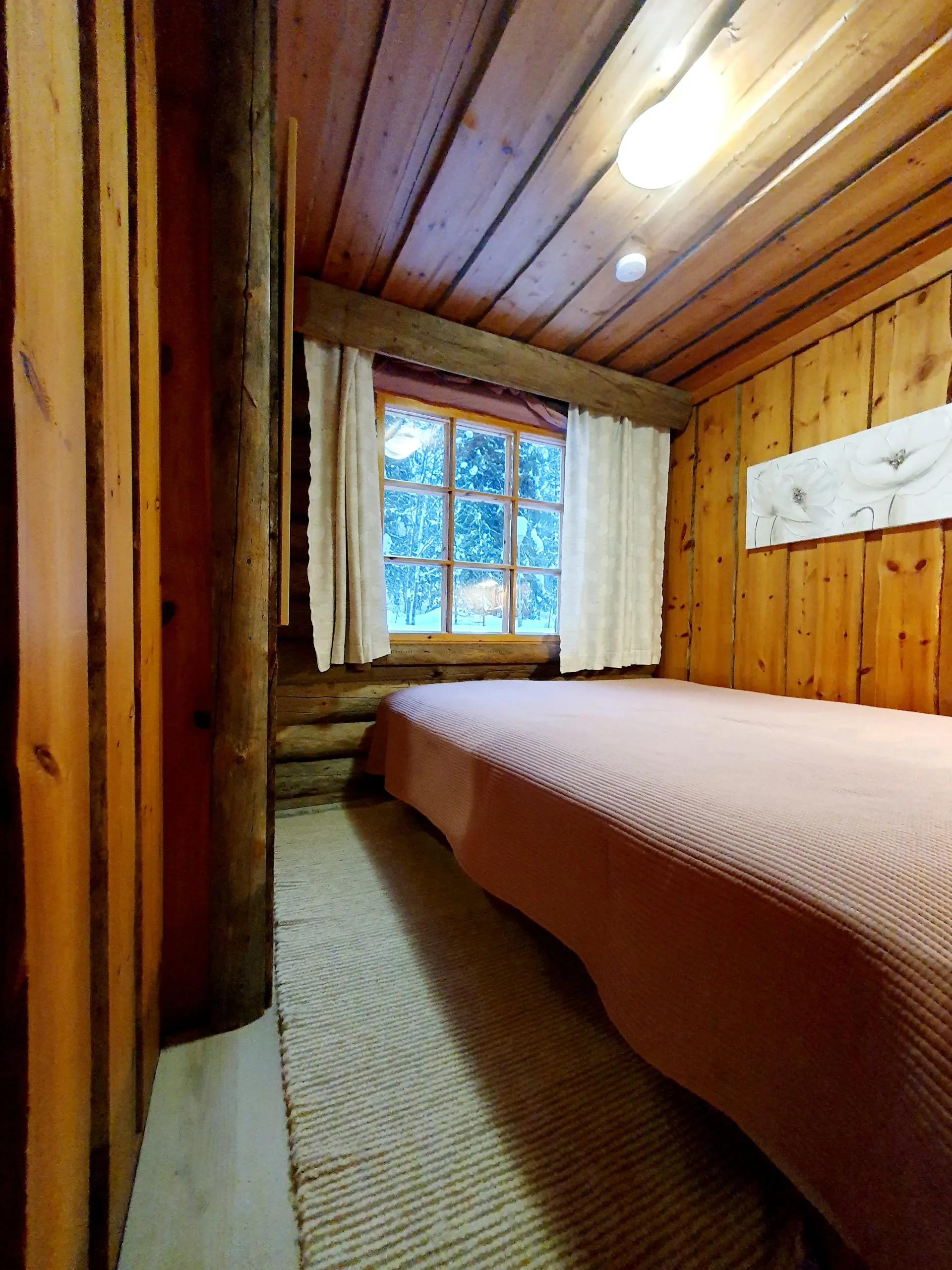 Jänkä 16 toinen makuuhuone