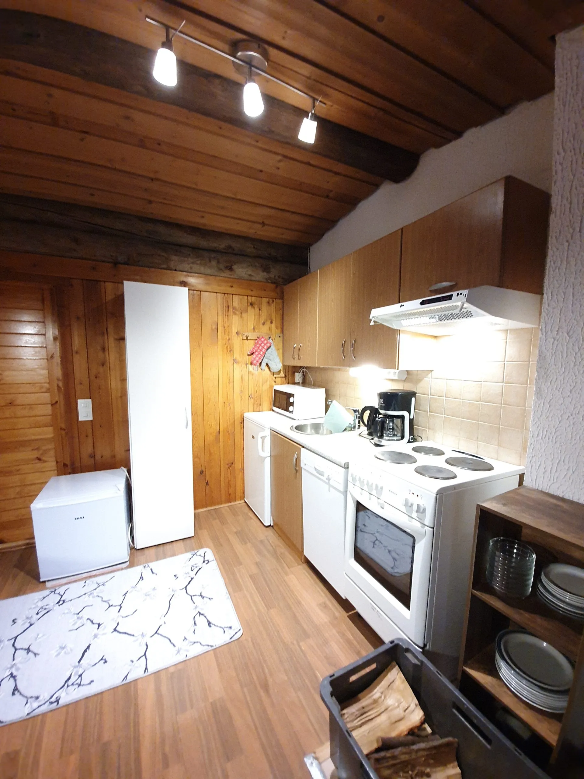 Keloharju 18 keittiö